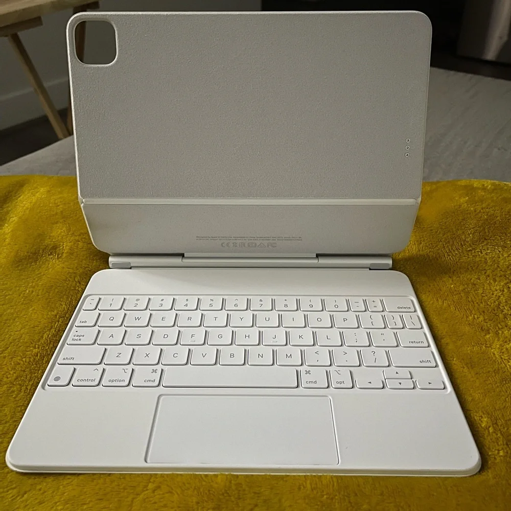 11 inch Magic Keyboard